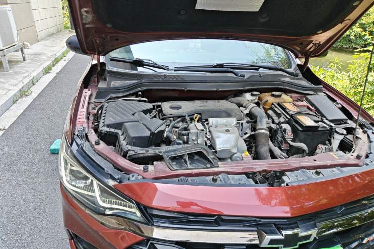Used Chevrolet Monza 2020 Light Hybrid RS 330T Automatic Comfort Edition Engine Bay Right