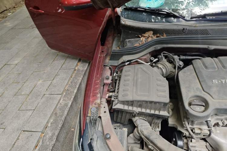Used Chevrolet Monza 2020 320 Automatic Enjoyment Edition Engine Bay Right