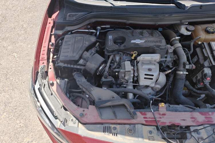 Used Chevrolet Monza 2020 Light Hybrid Redline 320T Dual-Clutch Thrilling Edition Engine Bay Right