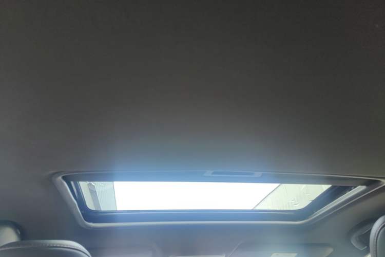 Used Chevrolet Monza 2020 Light Hybrid RS 330T Automatic Comfort Edition Headliner