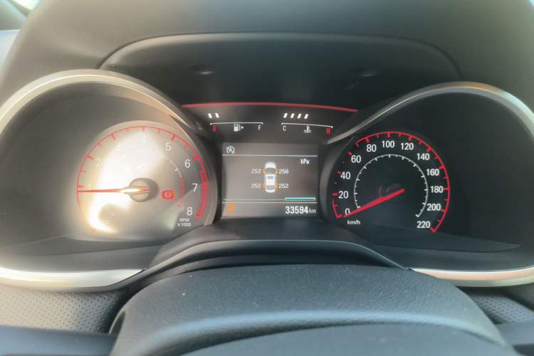 Used Chevrolet Monza 2020 Light Hybrid RS 330T Automatic Comfort Edition Instrument Cluster