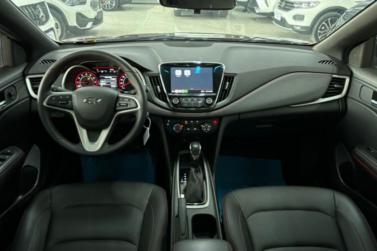 Used Chevrolet Monza 2020 Light Hybrid RS 330T Automatic Comfort Edition Interior 1