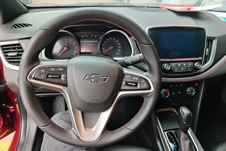 Used Chevrolet Monza 2020 Light Hybrid RS 330T Automatic Comfort Edition Interior 1