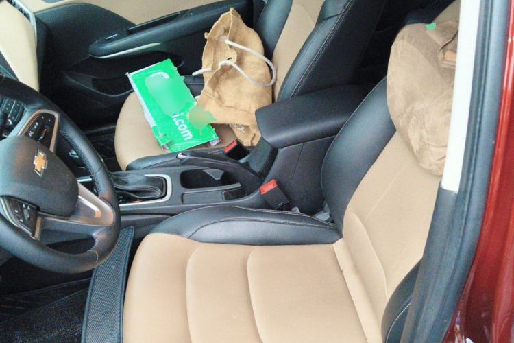 Used Chevrolet Monza 2020 320 Automatic Enjoyment Edition Left Front Seat