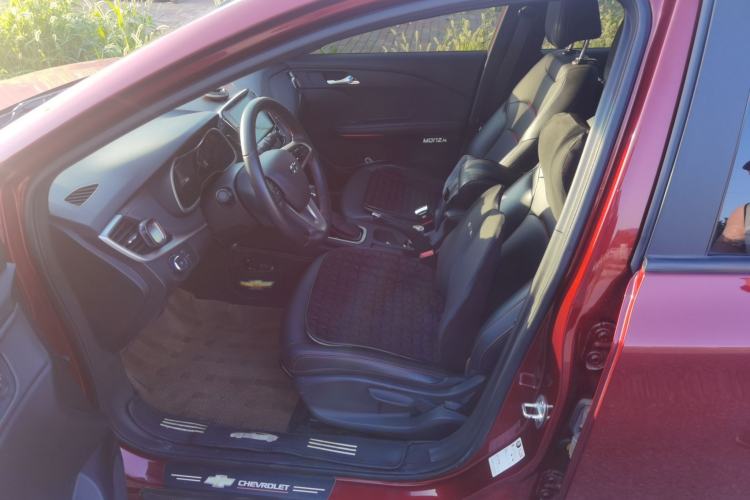 Used Chevrolet Monza 2020 Light Hybrid RS 330T Automatic Comfort Edition Left Front Seat