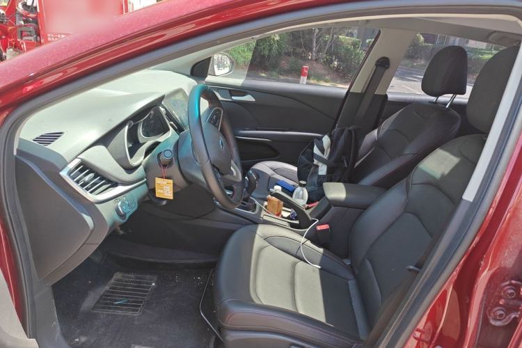 Used Chevrolet Monza 2020 Light Hybrid Redline 320T Dual-Clutch Thrilling Edition Left Front Seat