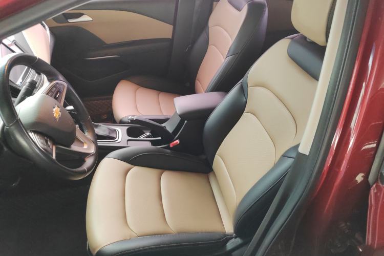 Used Chevrolet Monza 2020 320 Automatic Enjoyment Edition Left Front Seat