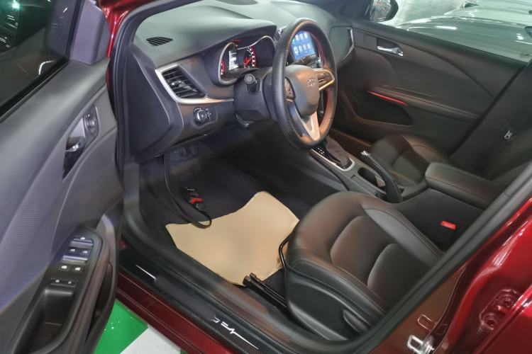 Used Chevrolet Monza 2020 Light Hybrid RS 330T Automatic Comfort Edition Left Front Seat