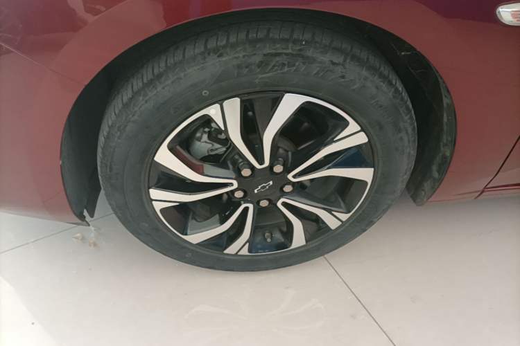 Used Chevrolet Monza 2020 Light Hybrid RS 330T Automatic Comfort Edition Left Front Wheel Hub