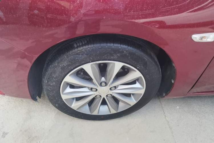 Used Chevrolet Monza 2020 320 Automatic Enjoyment Edition Left Front Wheel Hub