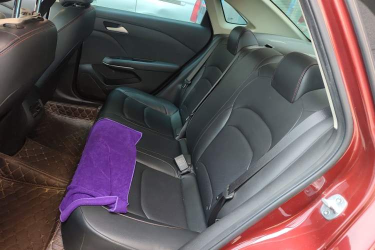 Used Chevrolet Monza 2020 Light Hybrid Redline 320T Dual-Clutch Joyful Edition Left Rear Seat
