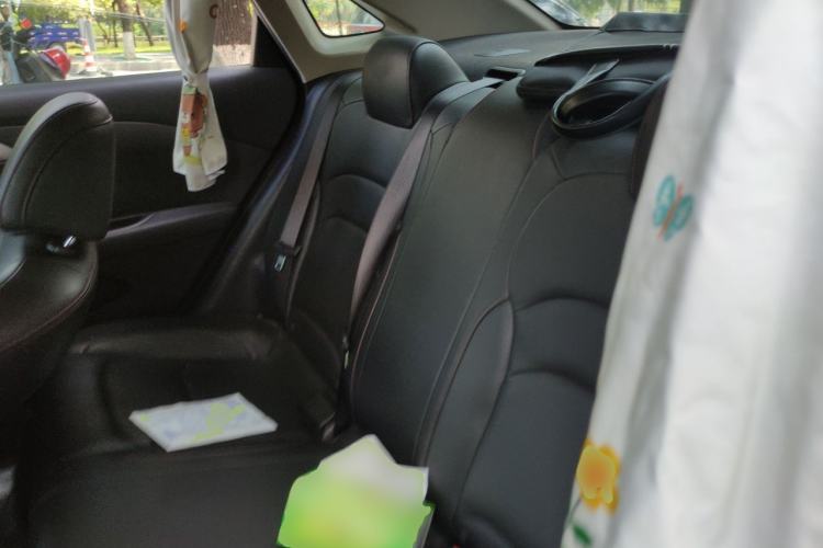 Used Chevrolet Monza 2020 Light Hybrid Redline 320T Dual-Clutch Joyful Edition Left Rear Seat