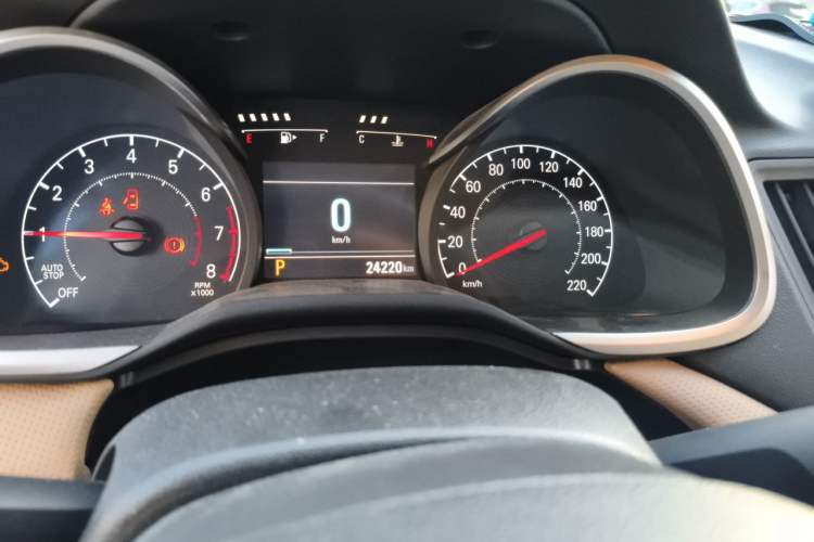 Used Chevrolet Monza 2020 320 Automatic Enjoyment Edition Odometer Close Up