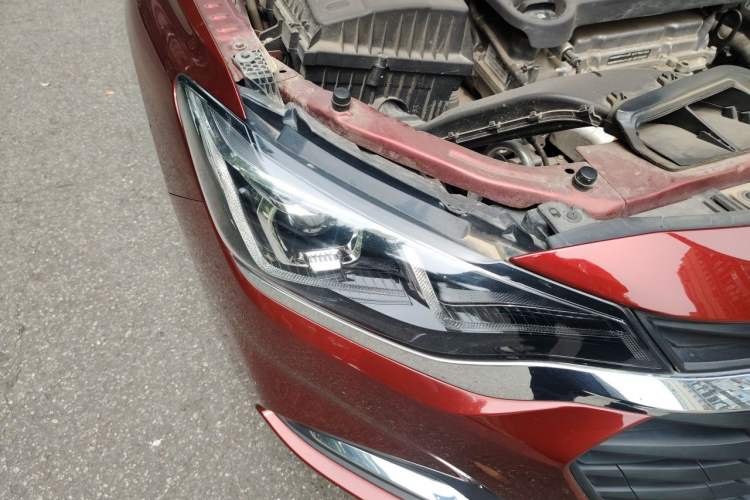 Used Chevrolet Monza 2020 320 Automatic Enjoyment Edition Right Front Headlight