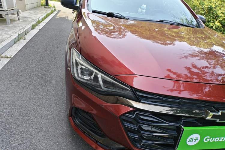 Used Chevrolet Monza 2020 Light Hybrid RS 330T Automatic Comfort Edition Right Front Headlight