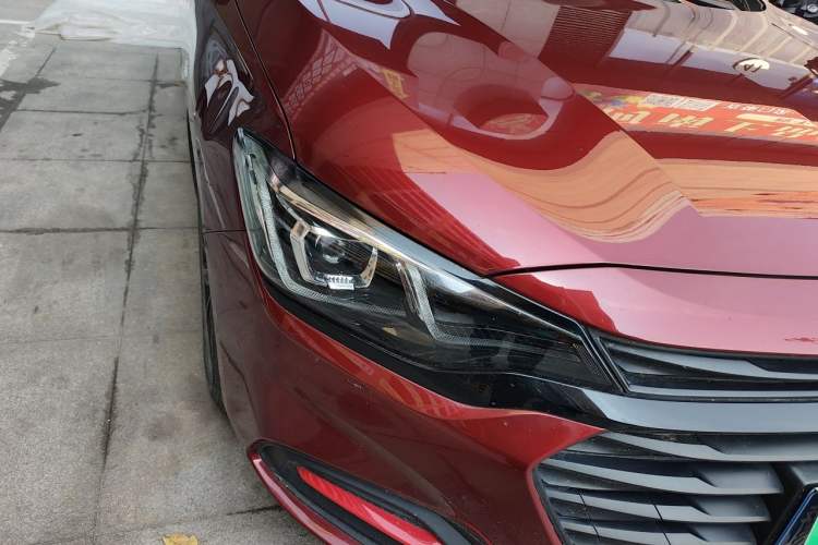 Used Chevrolet Monza 2020 Light Hybrid Redline 320T Dual-Clutch Joyful Edition Right Front Headlight