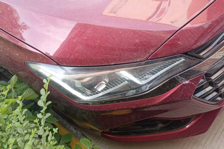 Used Chevrolet Monza 2020 Light Hybrid RS 330T Automatic Comfort Edition Right Front Headlight
