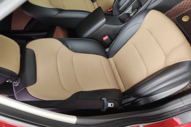 Used Chevrolet Monza 2020 320 Automatic Enjoyment Edition Right Front Seat