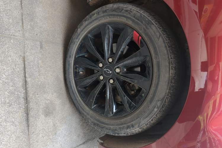 Used Chevrolet Monza 2020 Light Hybrid Redline 320T Dual-Clutch Joyful Edition Right Front Wheel Hub
