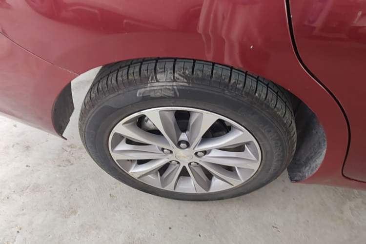 Used Chevrolet Monza 2020 320 Automatic Enjoyment Edition Right Rear Wheel Hub