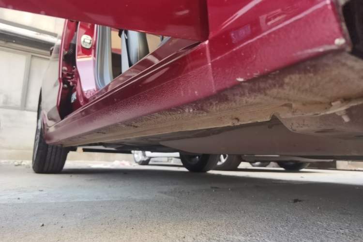 Used Chevrolet Monza 2020 320 Automatic Enjoyment Edition Right Side Sill