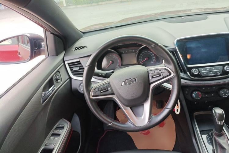 Used Chevrolet Monza 2020 Light Hybrid RS 330T Automatic Thrill Edition Steering Wheel