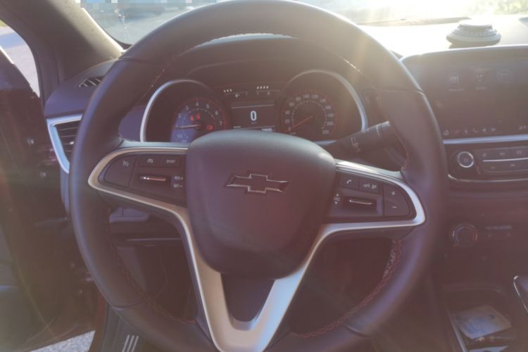 Used Chevrolet Monza 2020 Light Hybrid RS 330T Automatic Comfort Edition Steering Wheel