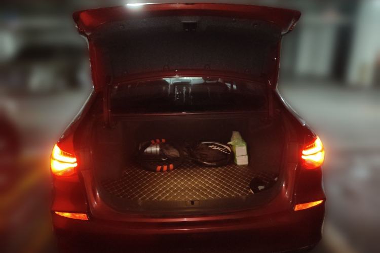 Used Chevrolet Monza 2020 320 Automatic Enjoyment Edition Trunk