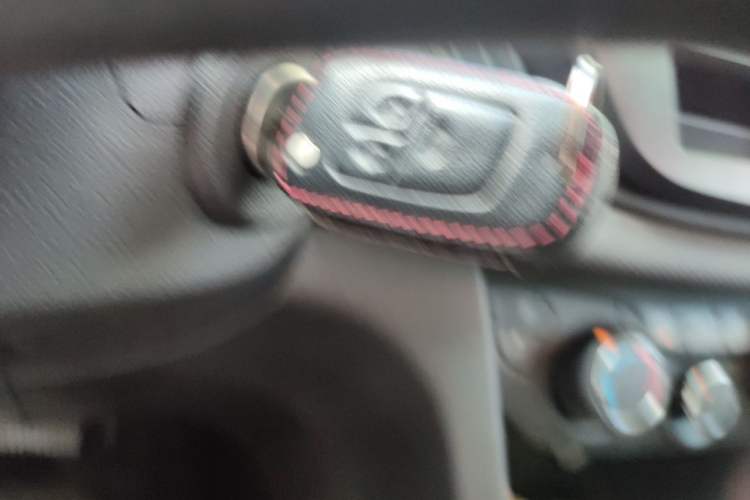 Used Chevrolet Monza 2020 Light Hybrid Redline 320T Dual-Clutch Joyful Edition Vehicle Key