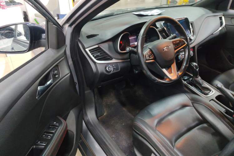 Used Chevrolet Monza 2020 Light Hybrid RS 330T Automatic Comfort Edition Driver Seat