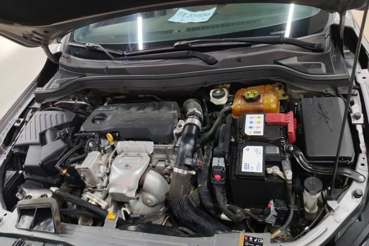 Used Chevrolet Monza 2020 Light Hybrid RS 330T Automatic Comfort Edition Engine Bay