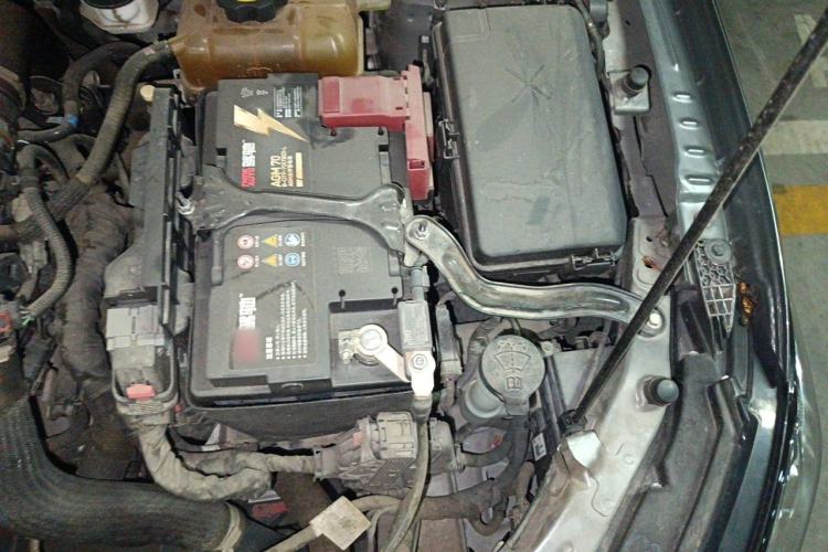 Used Chevrolet Monza 2020 Light Hybrid Redline 320T Dual-Clutch Joyful Edition Engine Bay Left