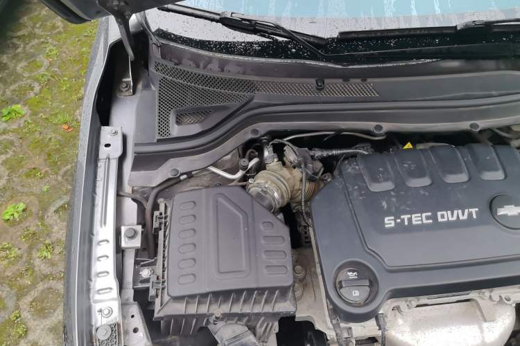 Used Chevrolet Monza 2020 320 Automatic Enjoyment Edition Engine Bay Right
