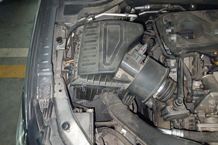 Used Chevrolet Monza 2020 Light Hybrid Redline 320T Dual-Clutch Joyful Edition Engine Bay Right