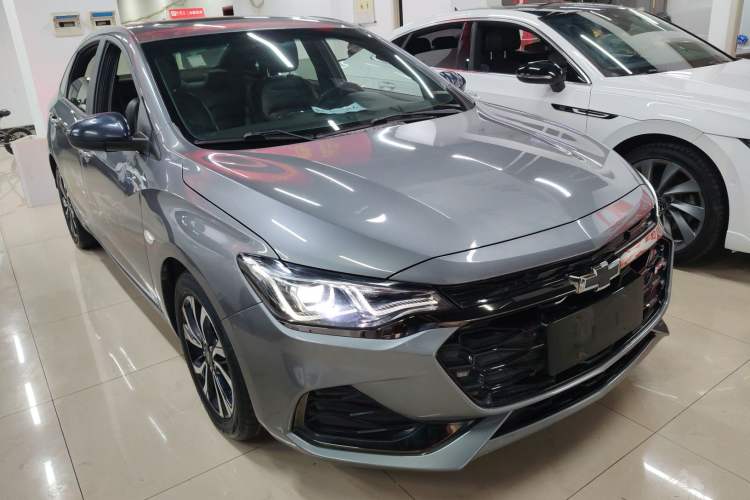 Used Chevrolet Monza 2020 Light Hybrid RS 330T Automatic Comfort Edition Front Right 45 Deg