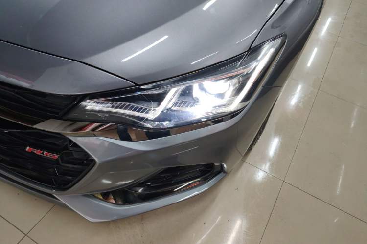 Used Chevrolet Monza 2020 Light Hybrid RS 330T Automatic Comfort Edition Left Front Headlight