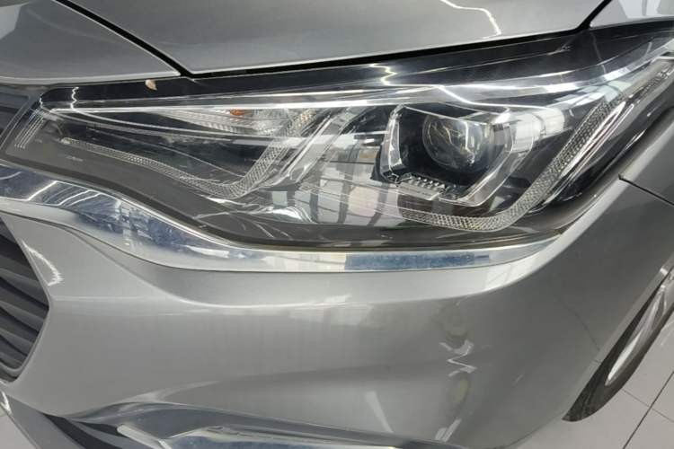 Used Chevrolet Monza 2020 320 Automatic Enjoyment Edition Left Front Headlight