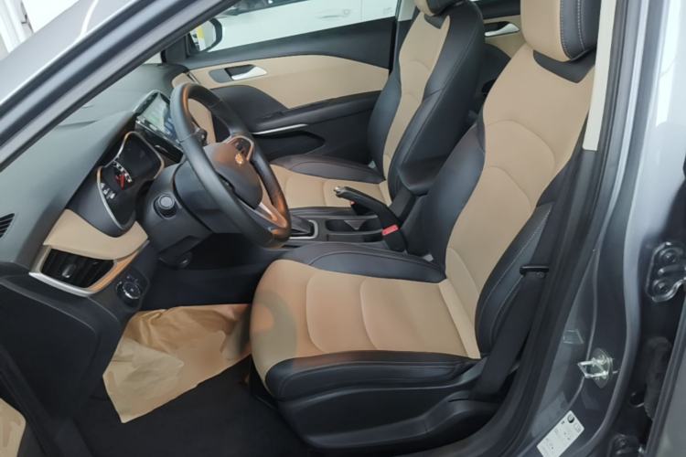 Used Chevrolet Monza 2020 320 Automatic Enjoyment Edition Left Front Seat