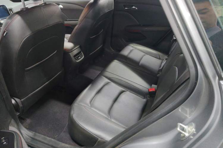 Used Chevrolet Monza 2020 Light Hybrid RS 330T Automatic Comfort Edition Left Rear Seat