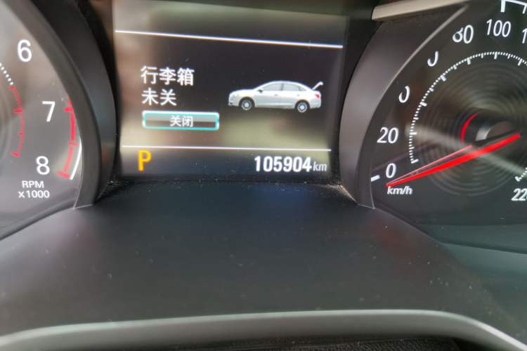 Used Chevrolet Monza 2020 320 Automatic Enjoyment Edition Odometer Close Up