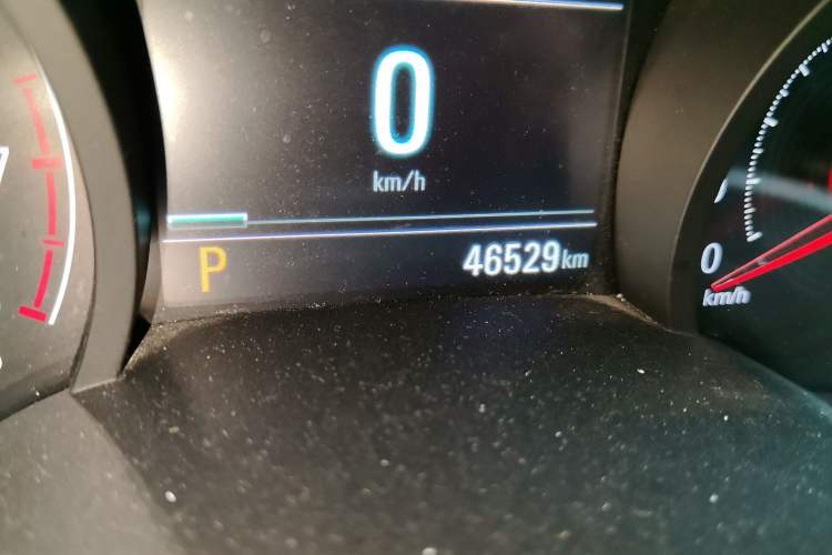 Used Chevrolet Monza 2020 320 Automatic Enjoyment Edition Odometer Close Up