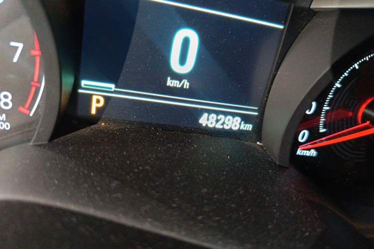 Used Chevrolet Monza 2020 Light Hybrid Redline 320T Dual-Clutch Joyful Edition Odometer Close Up