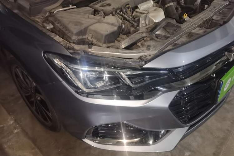 Used Chevrolet Monza 2020 Light Hybrid RS 330T Automatic Comfort Edition Right Front Headlight