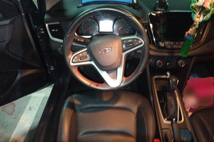 Used Chevrolet Monza 2020 Light Hybrid Redline 320T Dual-Clutch Joyful Edition Steering Wheel