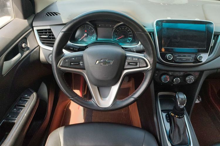 Used Chevrolet Monza 2020 Light Hybrid Redline 320T Dual-Clutch Thrilling Edition