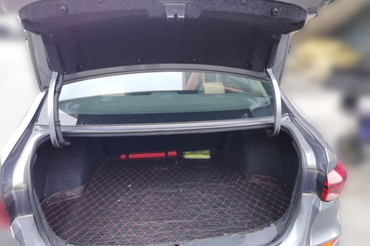 Used Chevrolet Monza 2020 320 Automatic Enjoyment Edition Trunk