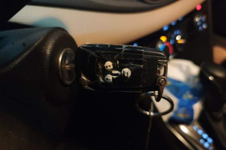 Used Chevrolet Monza 2020 320 Automatic Enjoyment Edition Vehicle Key