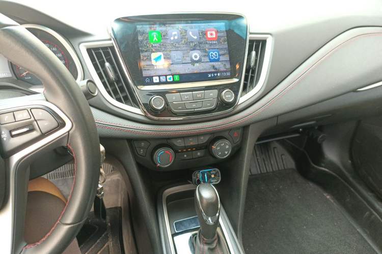 Used Chevrolet Monza 2020 Light Hybrid RS 330T Automatic Comfort Edition Audio And AC Panel