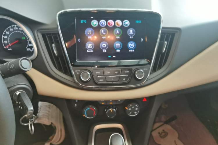 Used Chevrolet Monza 2020 320 Automatic Enjoyment Edition Audio And AC Panel