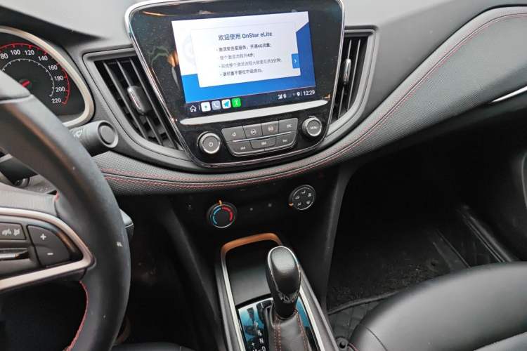 Used Chevrolet Monza 2020 Light Hybrid RS 330T Automatic Comfort Edition Audio And AC Panel